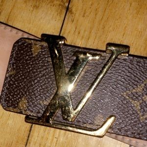 Louis Vuitton Accessories - π Menβs Authentic Louis Vuitton Belt π Louis Vuitton Accessories - π Menβs Authentic Louis Vuitton Belt π